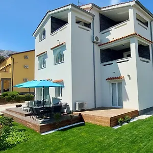 Apartment Matea